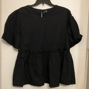Vera moda black puffy /flutter short sleeve women’s top  14 XL